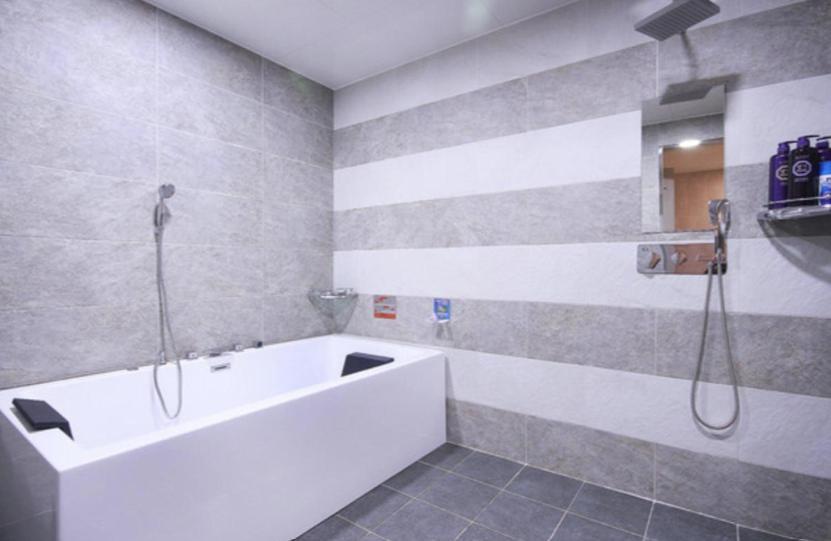 Jade Hotel Ulsan Cameră foto